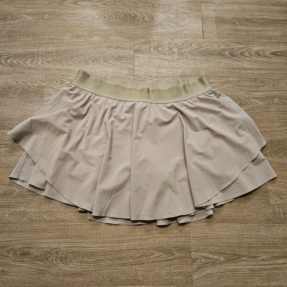 Lululemon Court Rival High Rise Skirt Women 14 Beige Tennis Golf Skort‎